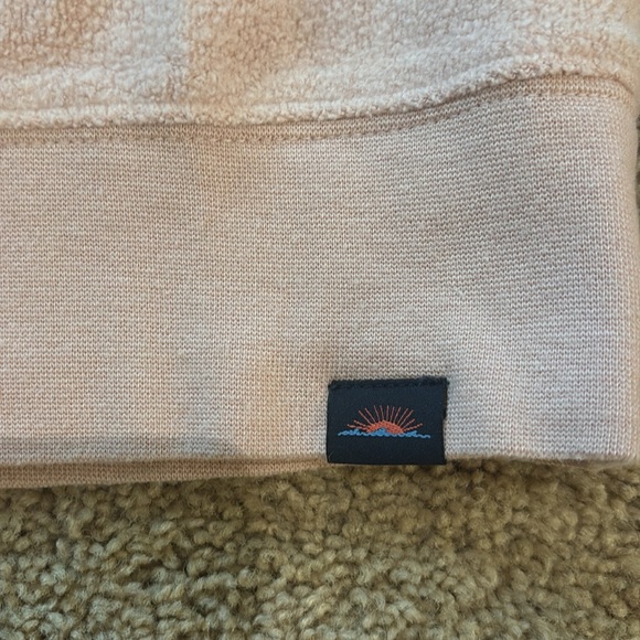 Faherty Excellent Condition Pink Graphic Sweatshirt Size Small - Picture 3 of 6